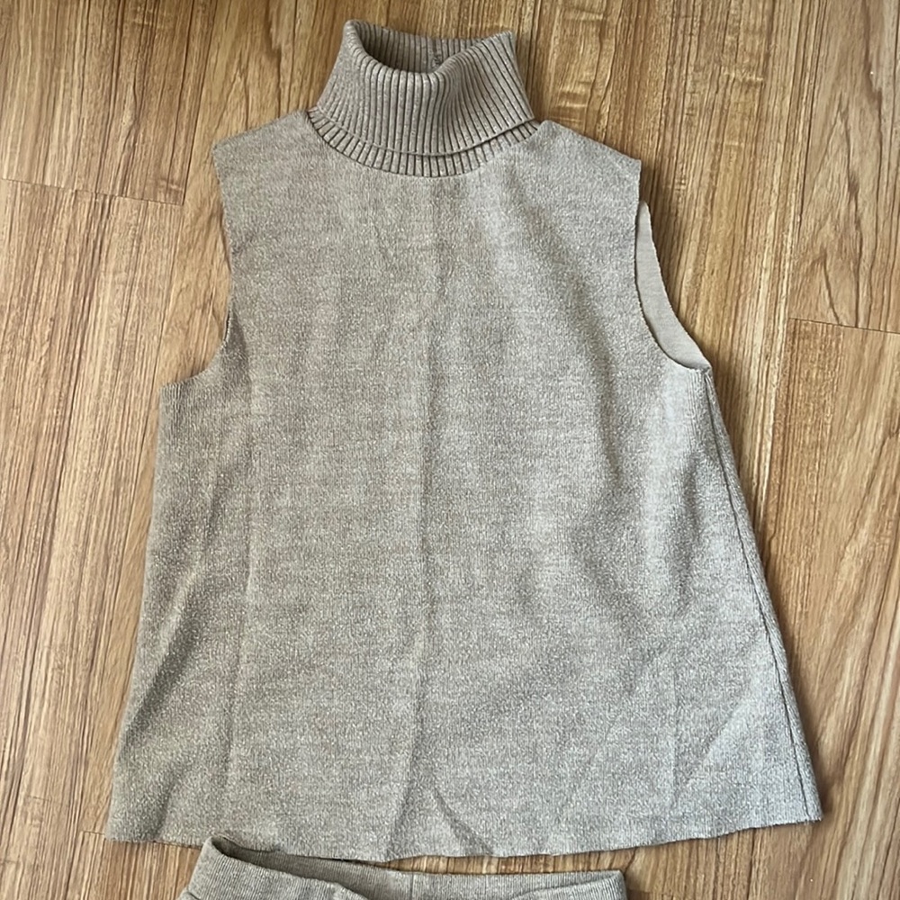 Two piece matching set from Zara.